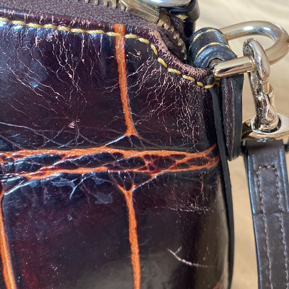 Dooney and Bourke brown crossbody bag - Picture 6 of 10
